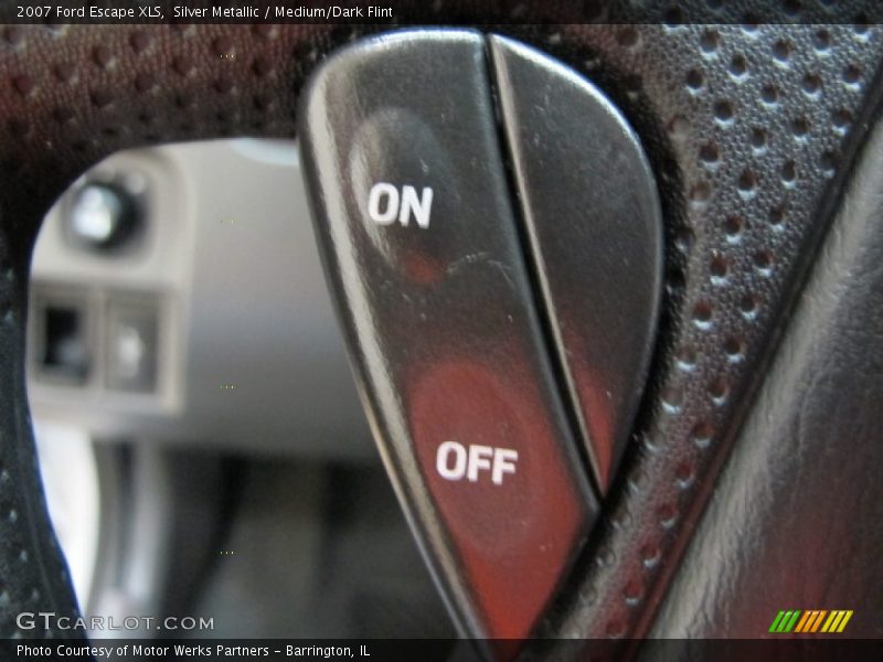 Silver Metallic / Medium/Dark Flint 2007 Ford Escape XLS