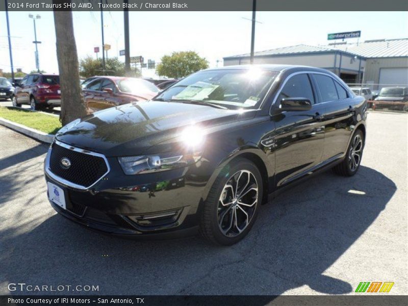 Tuxedo Black / Charcoal Black 2014 Ford Taurus SHO AWD