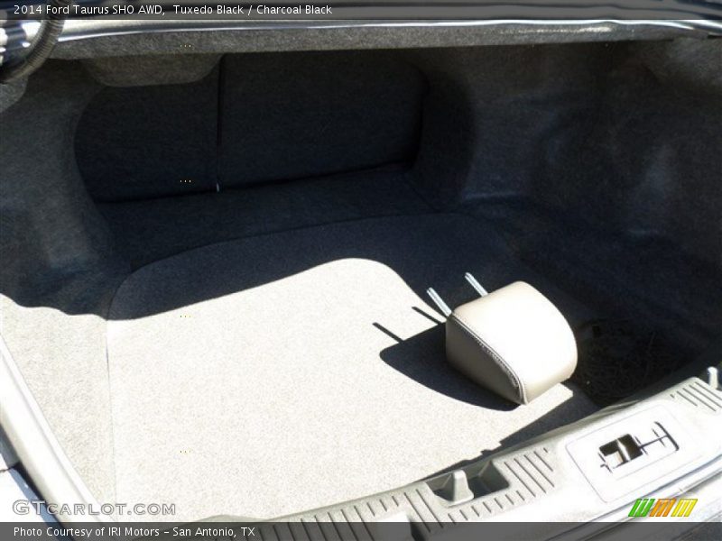 Tuxedo Black / Charcoal Black 2014 Ford Taurus SHO AWD