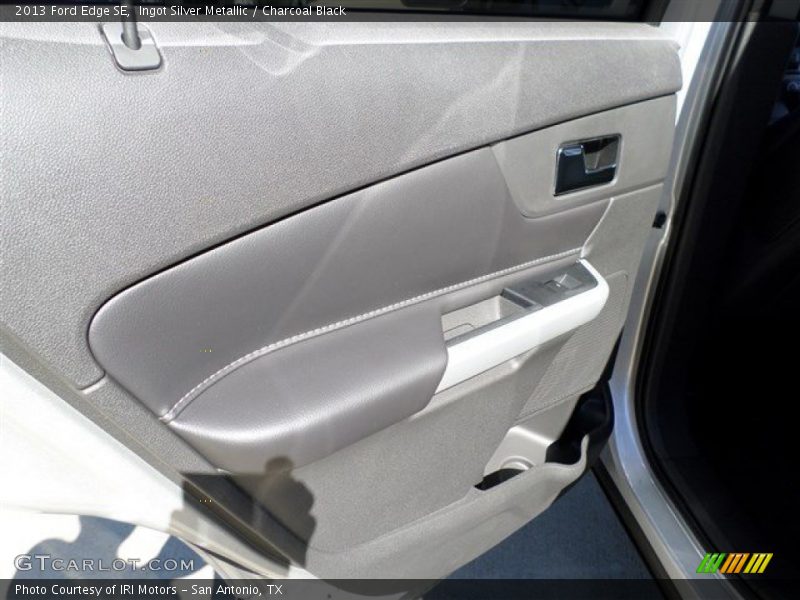 Ingot Silver Metallic / Charcoal Black 2013 Ford Edge SE