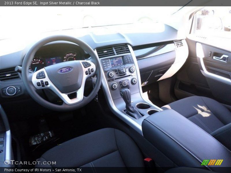 Ingot Silver Metallic / Charcoal Black 2013 Ford Edge SE