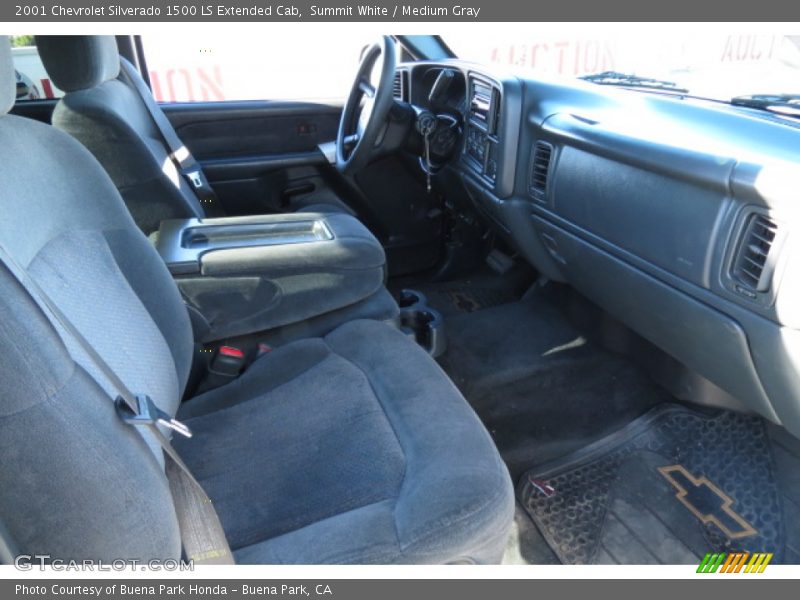Summit White / Medium Gray 2001 Chevrolet Silverado 1500 LS Extended Cab