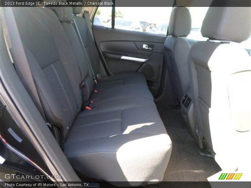 Tuxedo Black Metallic / Charcoal Black 2013 Ford Edge SE