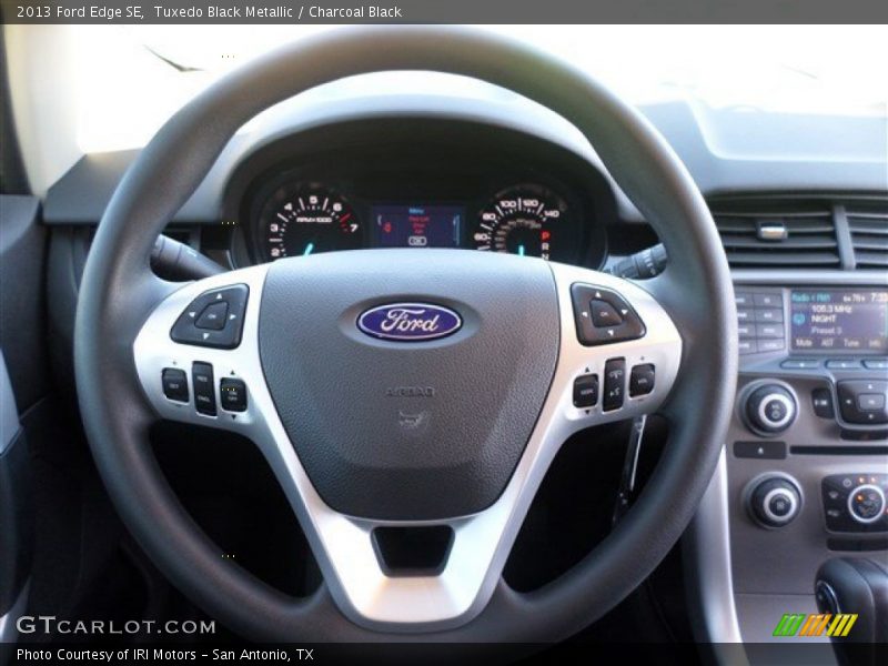 Tuxedo Black Metallic / Charcoal Black 2013 Ford Edge SE