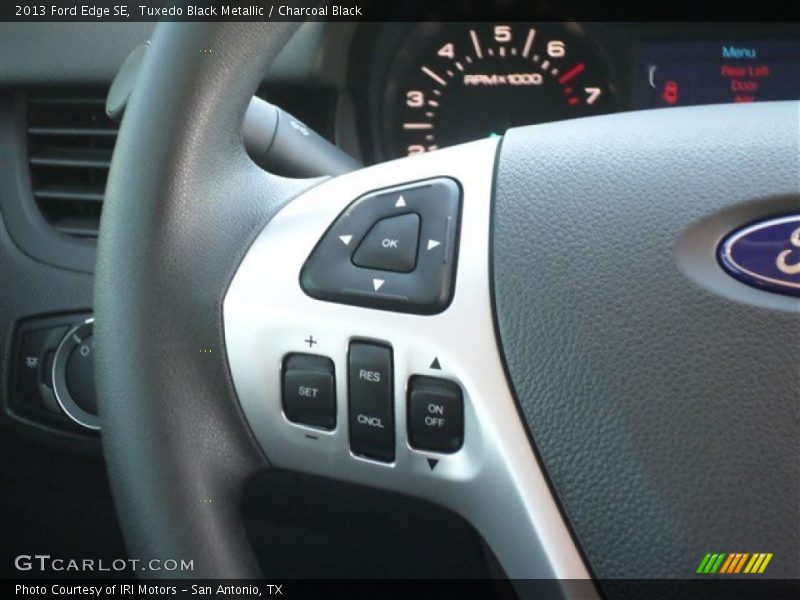 Tuxedo Black Metallic / Charcoal Black 2013 Ford Edge SE