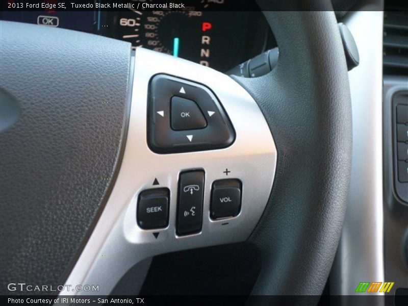 Tuxedo Black Metallic / Charcoal Black 2013 Ford Edge SE