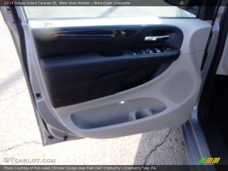Billet Silver Metallic / Black/Light Graystone 2014 Dodge Grand Caravan SE