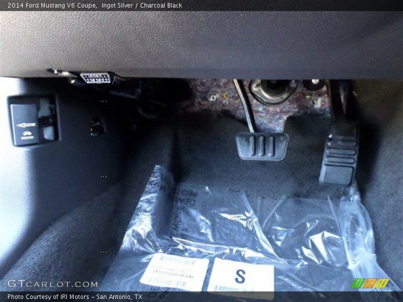 Ingot Silver / Charcoal Black 2014 Ford Mustang V6 Coupe