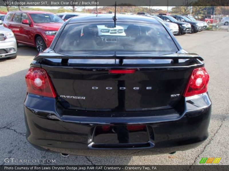 Black Clear Coat / Black/Red 2014 Dodge Avenger SXT