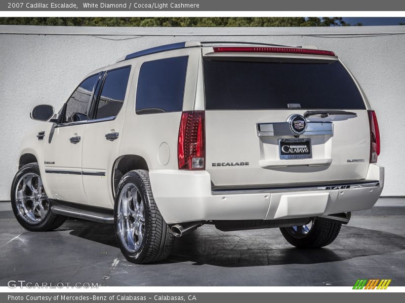 White Diamond / Cocoa/Light Cashmere 2007 Cadillac Escalade