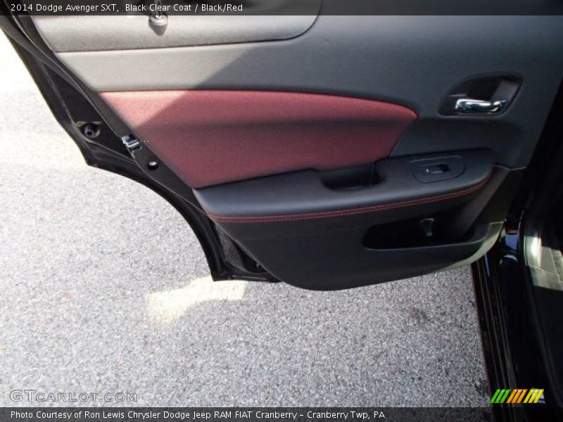 Black Clear Coat / Black/Red 2014 Dodge Avenger SXT
