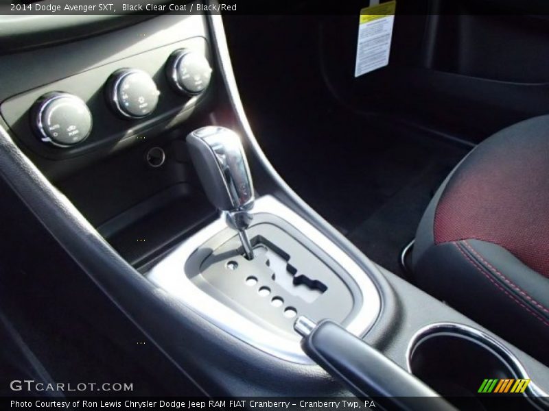Black Clear Coat / Black/Red 2014 Dodge Avenger SXT