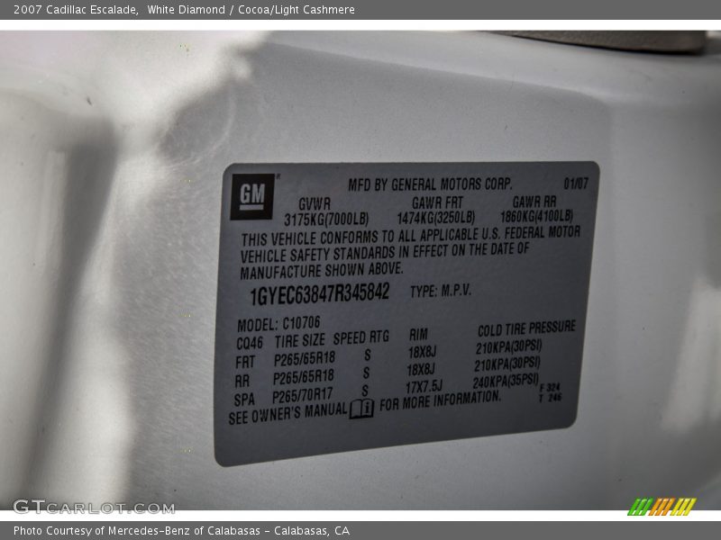 White Diamond / Cocoa/Light Cashmere 2007 Cadillac Escalade