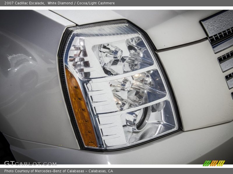 White Diamond / Cocoa/Light Cashmere 2007 Cadillac Escalade