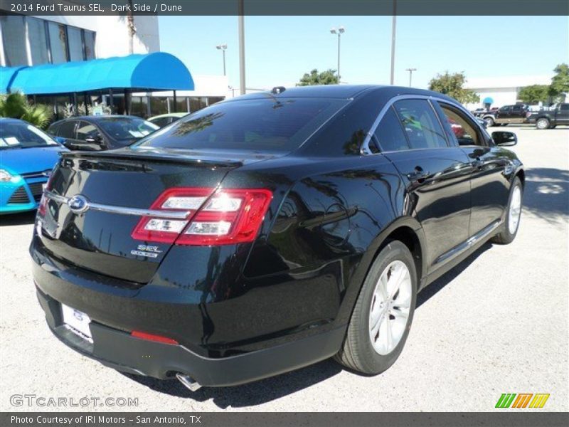 Dark Side / Dune 2014 Ford Taurus SEL