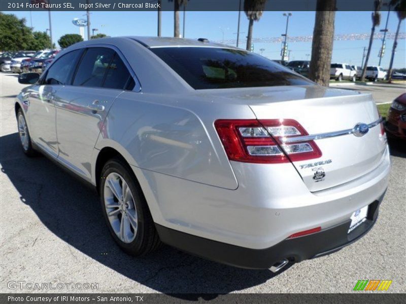 Ingot Silver / Charcoal Black 2014 Ford Taurus SEL