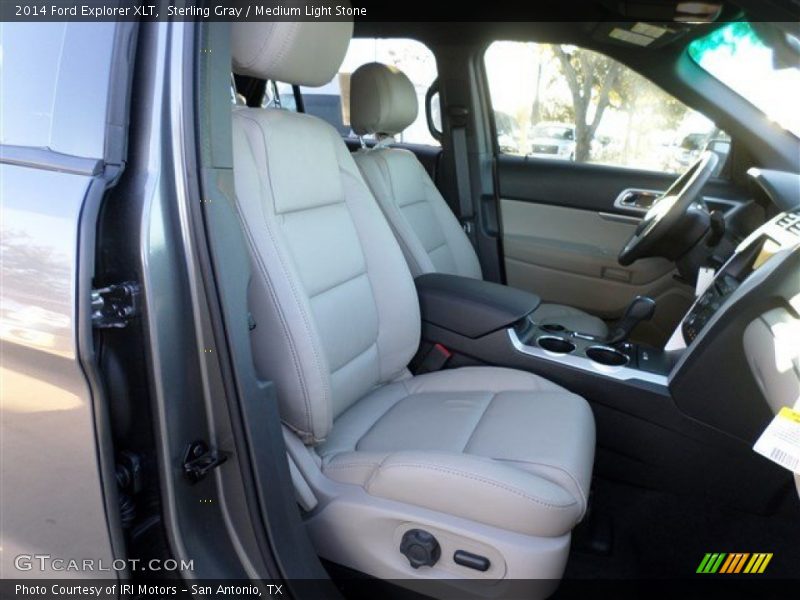 Sterling Gray / Medium Light Stone 2014 Ford Explorer XLT