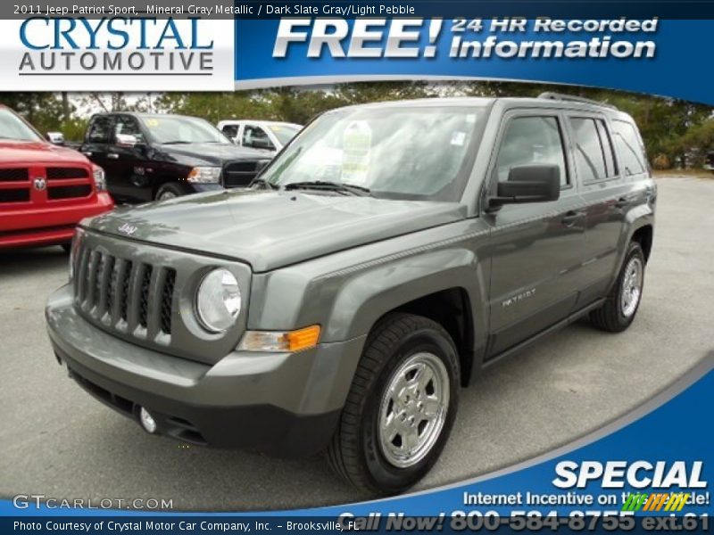 Mineral Gray Metallic / Dark Slate Gray/Light Pebble 2011 Jeep Patriot Sport
