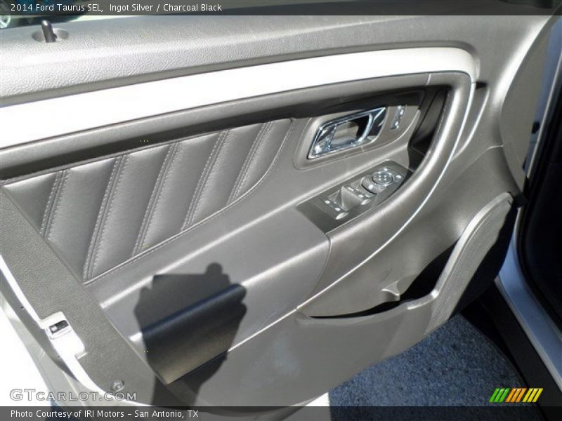 Ingot Silver / Charcoal Black 2014 Ford Taurus SEL