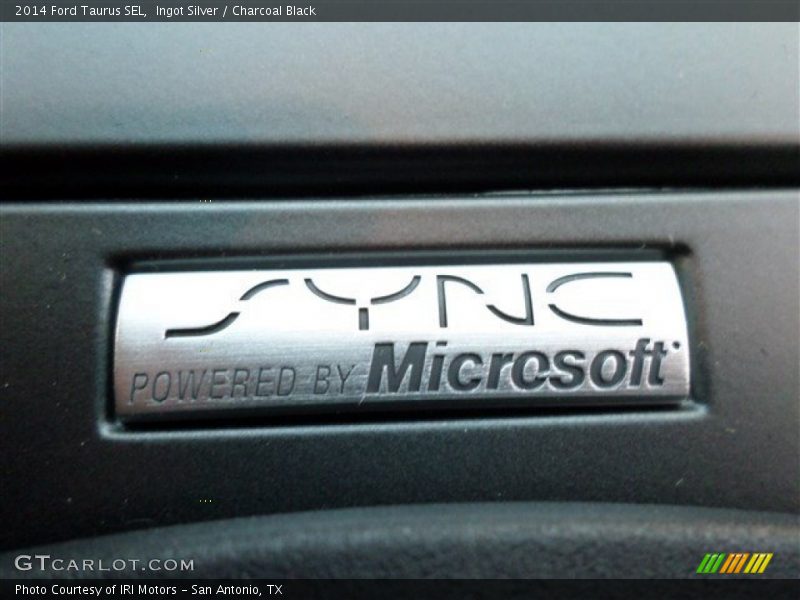 Ingot Silver / Charcoal Black 2014 Ford Taurus SEL