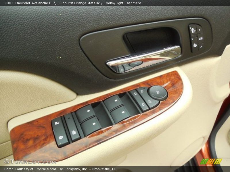Sunburst Orange Metallic / Ebony/Light Cashmere 2007 Chevrolet Avalanche LTZ