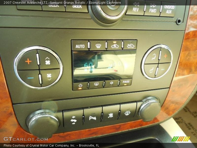 Sunburst Orange Metallic / Ebony/Light Cashmere 2007 Chevrolet Avalanche LTZ