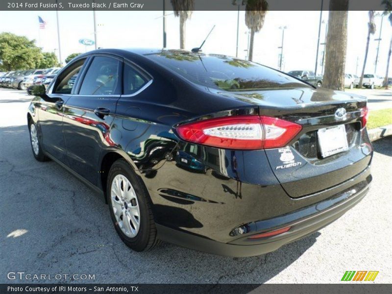 Tuxedo Black / Earth Gray 2014 Ford Fusion S