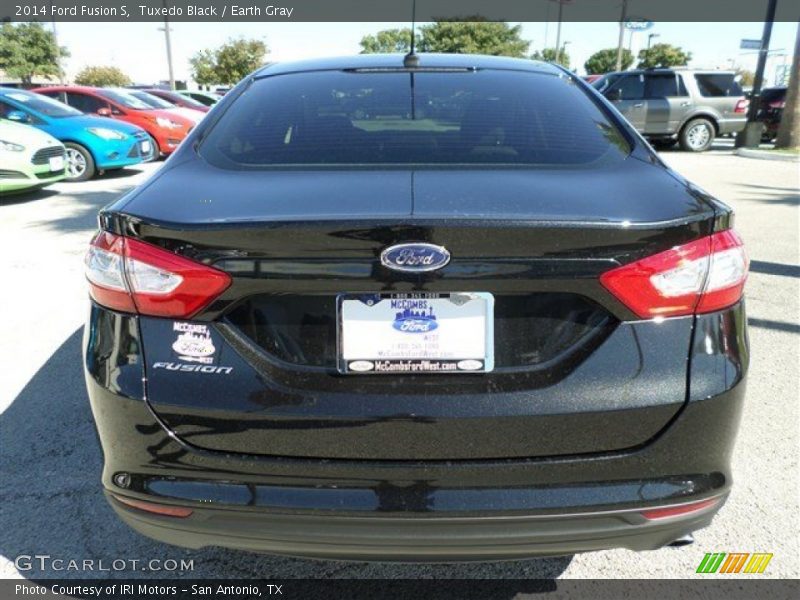 Tuxedo Black / Earth Gray 2014 Ford Fusion S