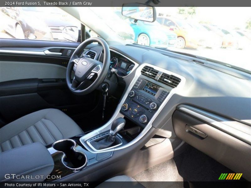Tuxedo Black / Earth Gray 2014 Ford Fusion S