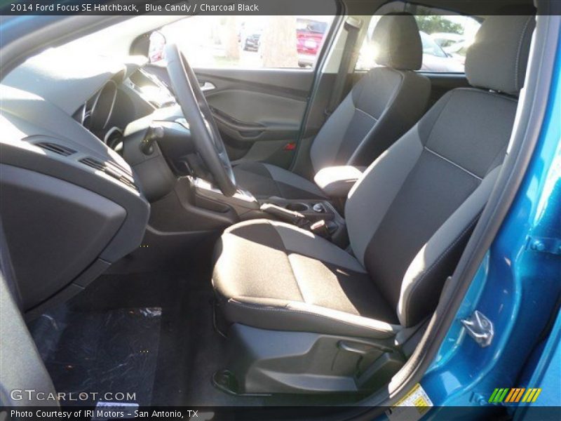 Blue Candy / Charcoal Black 2014 Ford Focus SE Hatchback