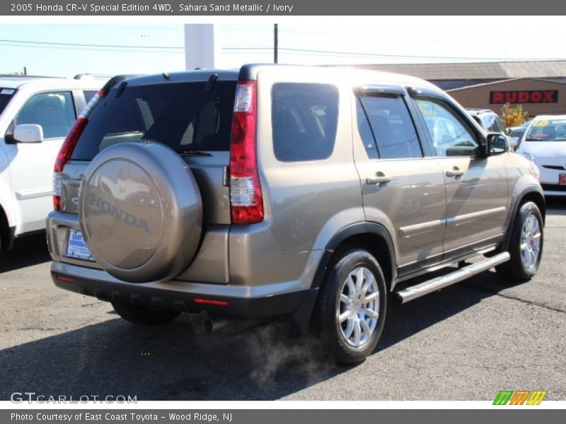 Sahara Sand Metallic / Ivory 2005 Honda CR-V Special Edition 4WD