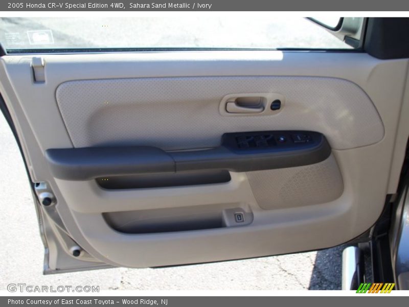 Sahara Sand Metallic / Ivory 2005 Honda CR-V Special Edition 4WD