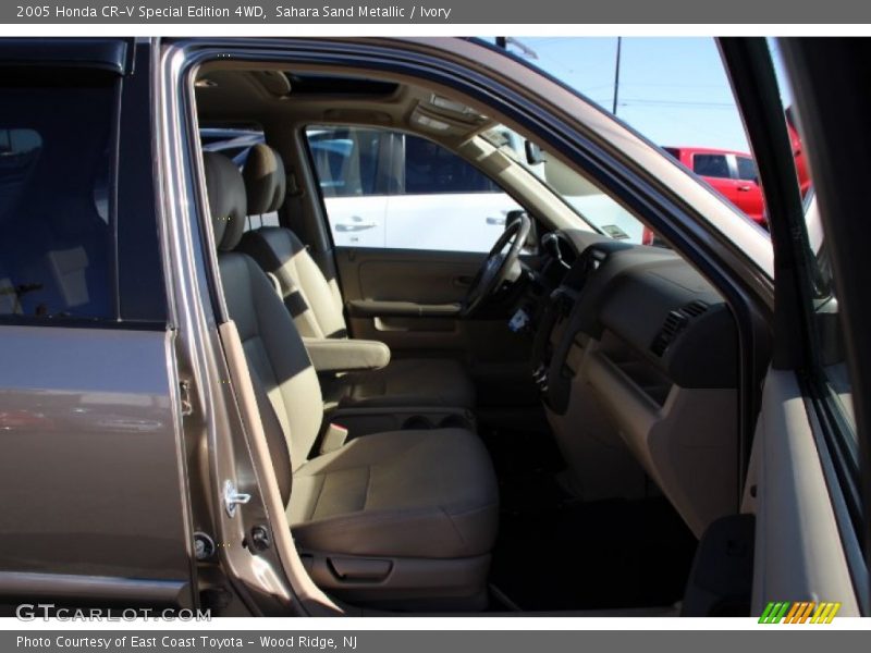 Sahara Sand Metallic / Ivory 2005 Honda CR-V Special Edition 4WD