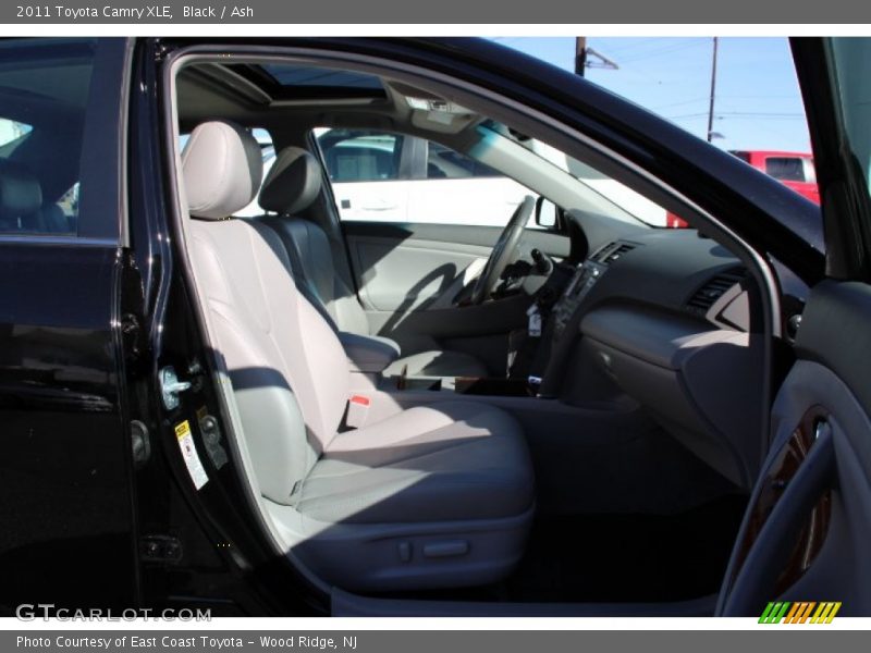 Black / Ash 2011 Toyota Camry XLE