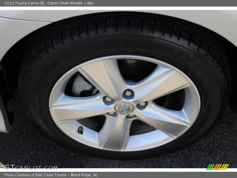 Classic Silver Metallic / Ash 2011 Toyota Camry SE