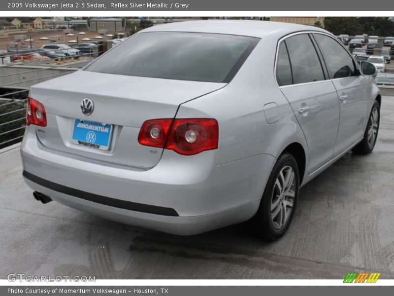 Reflex Silver Metallic / Grey 2005 Volkswagen Jetta 2.5 Sedan