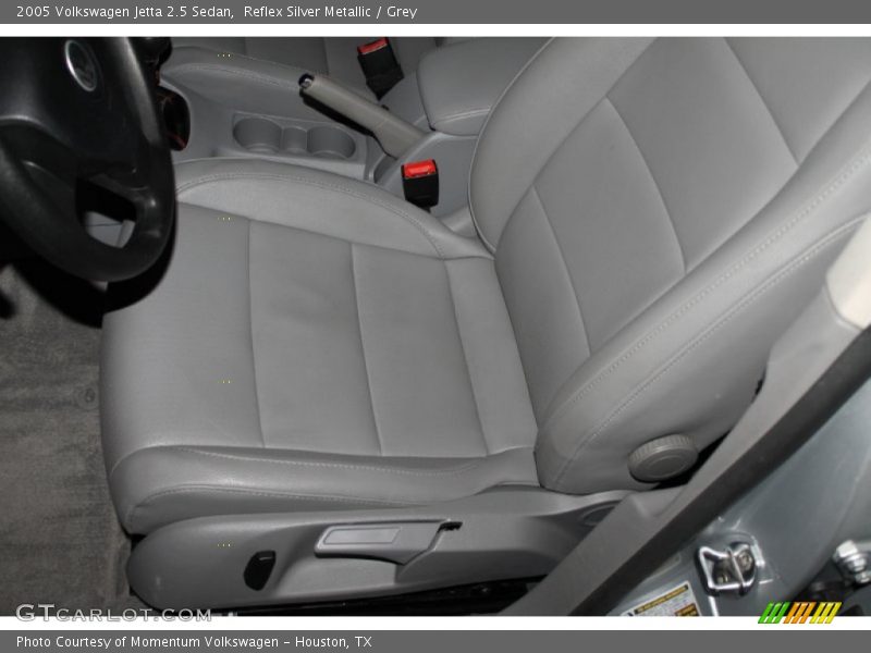 Reflex Silver Metallic / Grey 2005 Volkswagen Jetta 2.5 Sedan