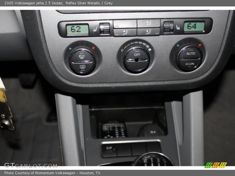 Reflex Silver Metallic / Grey 2005 Volkswagen Jetta 2.5 Sedan