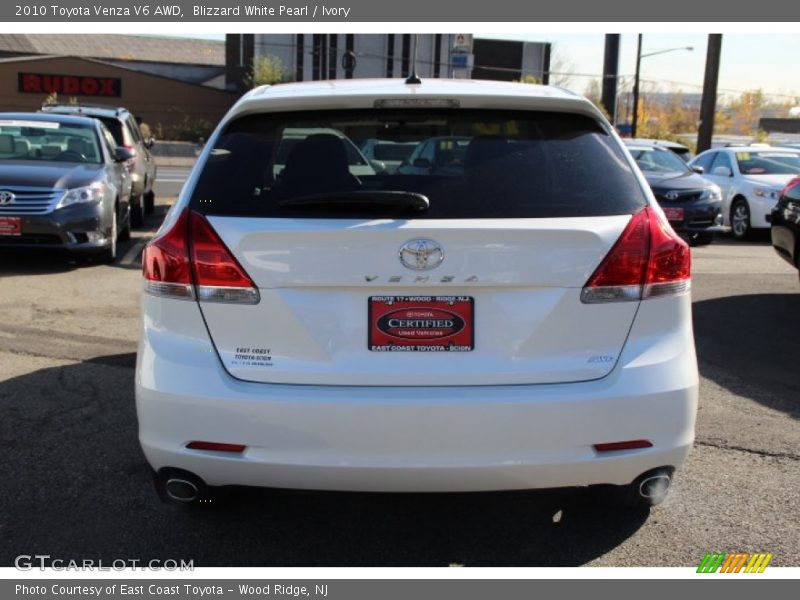 Blizzard White Pearl / Ivory 2010 Toyota Venza V6 AWD