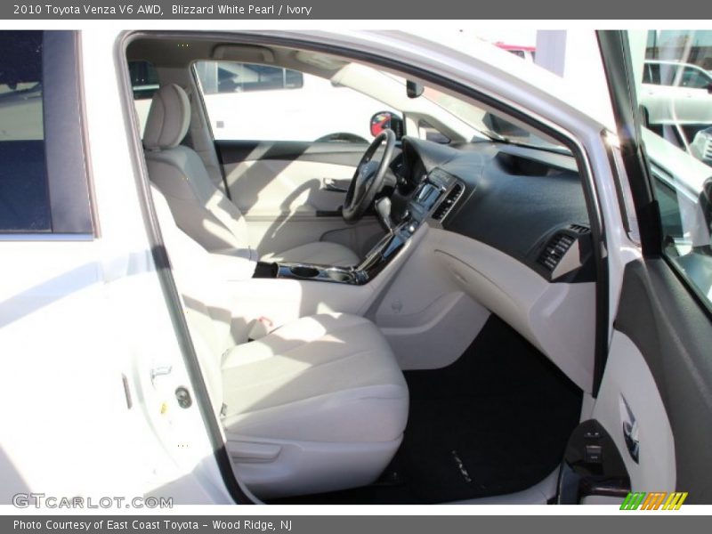Blizzard White Pearl / Ivory 2010 Toyota Venza V6 AWD