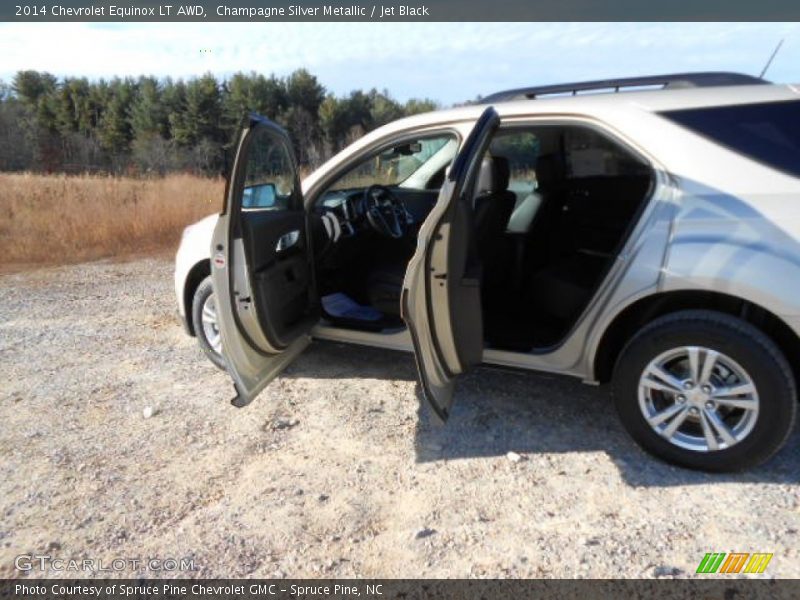 Champagne Silver Metallic / Jet Black 2014 Chevrolet Equinox LT AWD