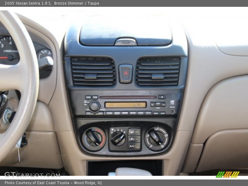 Bronze Shimmer / Taupe 2005 Nissan Sentra 1.8 S