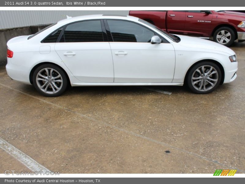 Ibis White / Black/Red 2011 Audi S4 3.0 quattro Sedan