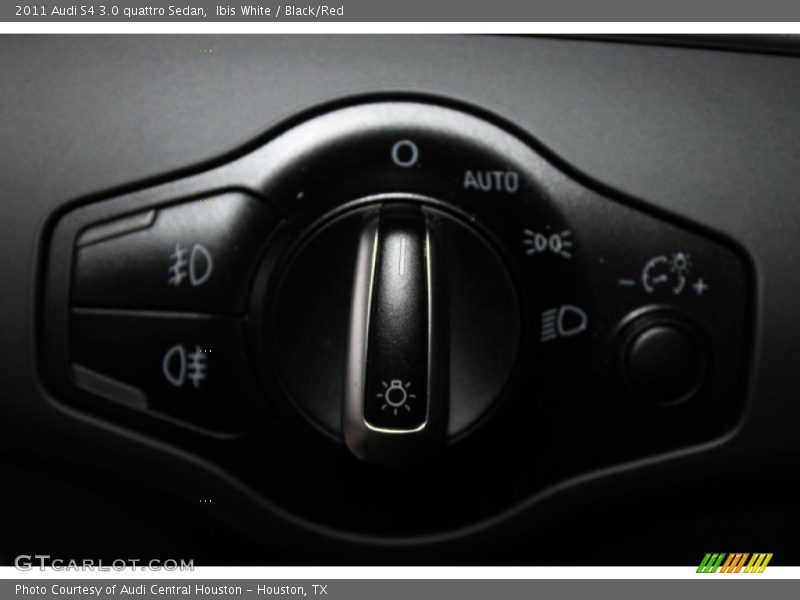 Ibis White / Black/Red 2011 Audi S4 3.0 quattro Sedan