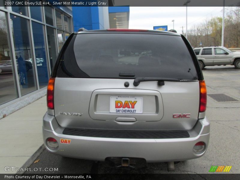 Silver Mist Metallic / Light Gray 2007 GMC Envoy SLE 4x4