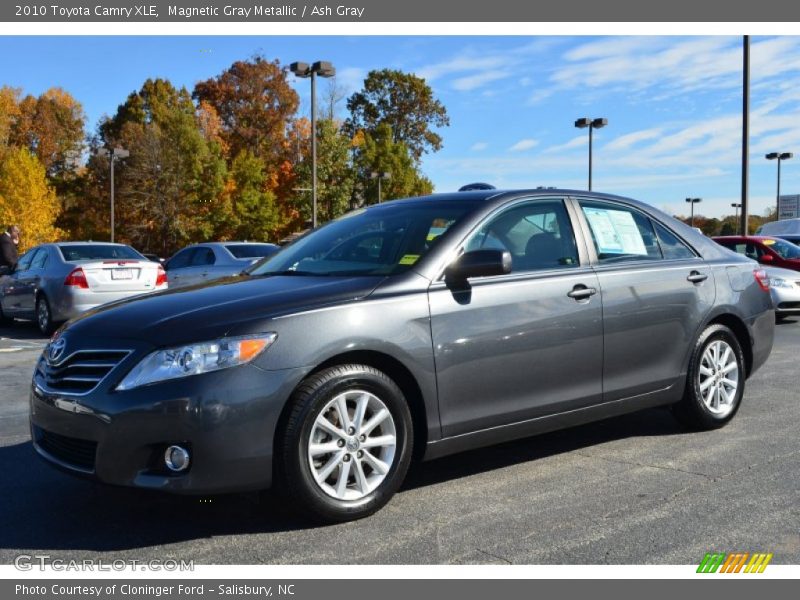 Magnetic Gray Metallic / Ash Gray 2010 Toyota Camry XLE