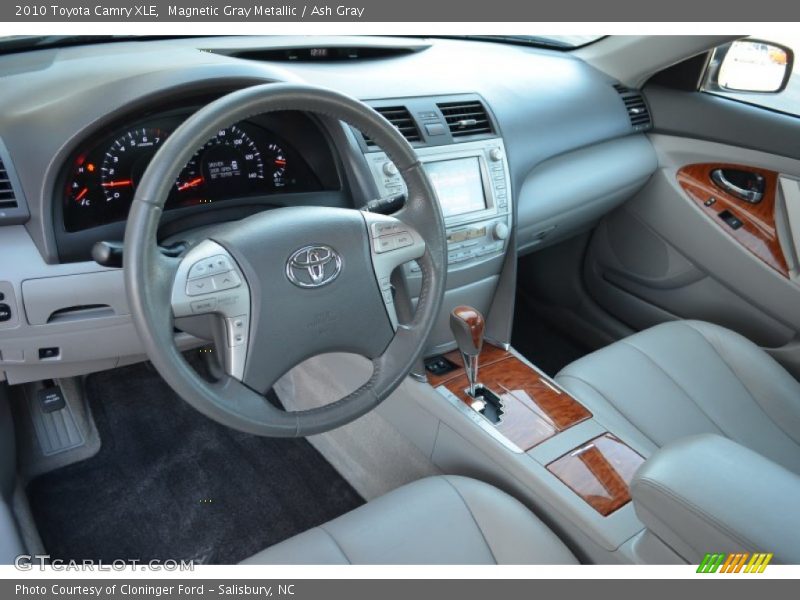 Magnetic Gray Metallic / Ash Gray 2010 Toyota Camry XLE