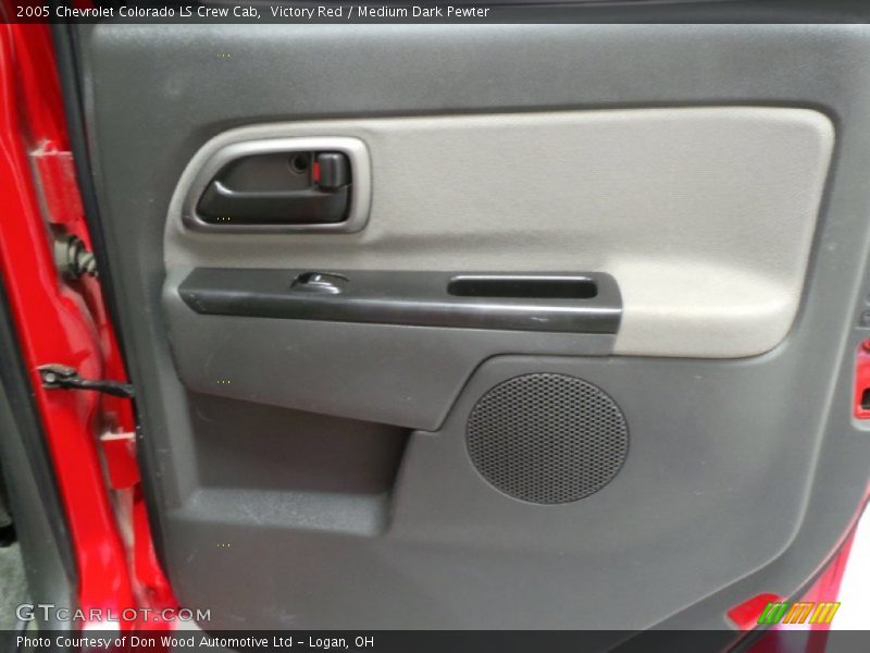 Victory Red / Medium Dark Pewter 2005 Chevrolet Colorado LS Crew Cab