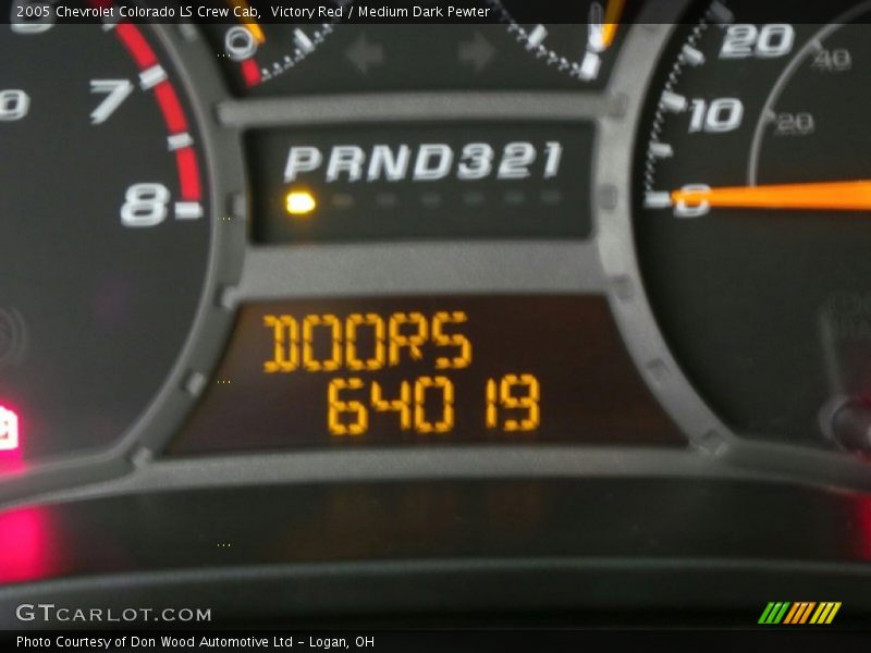Victory Red / Medium Dark Pewter 2005 Chevrolet Colorado LS Crew Cab