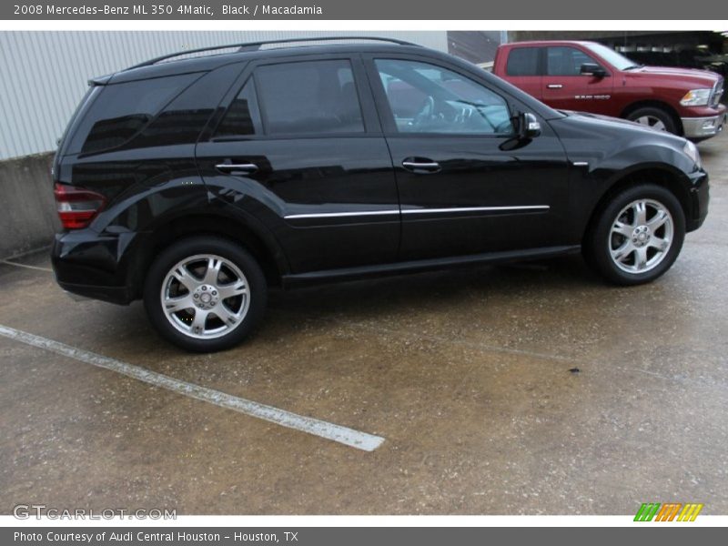 Black / Macadamia 2008 Mercedes-Benz ML 350 4Matic